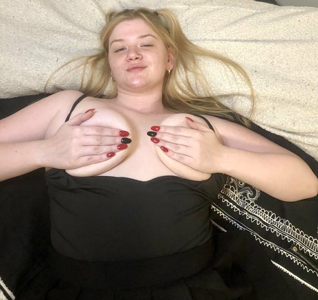 berrybabe721 onlyfans nude leak