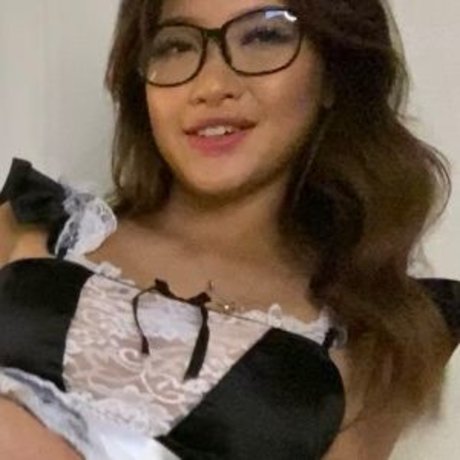 missreinat onlyfans post