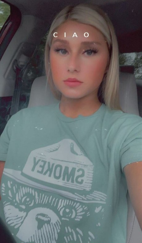 Slickkshaww is on onlyfans