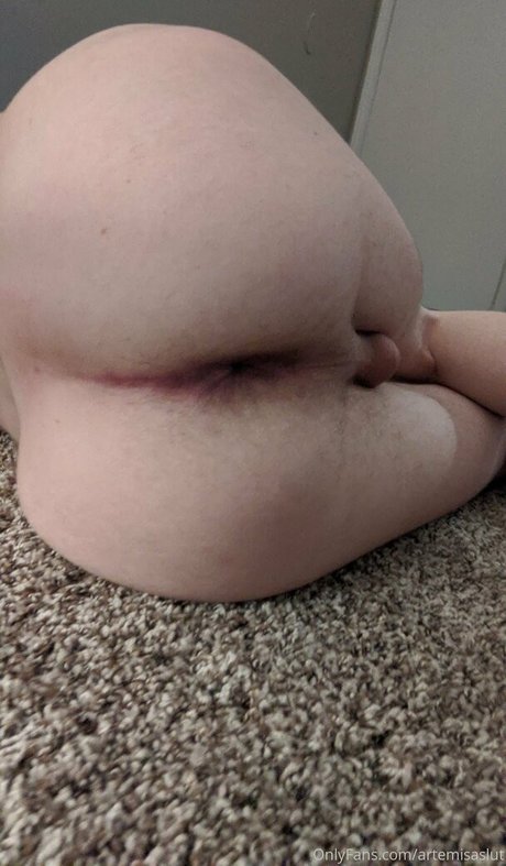 artemisaslut nude porn onlyfans