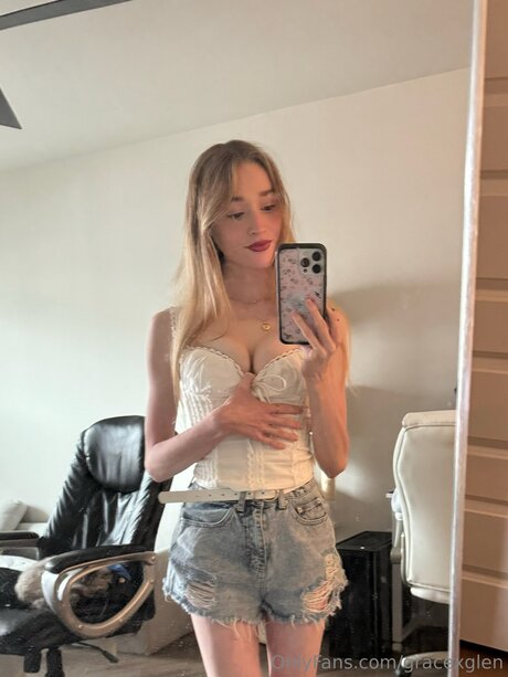 gracexglen onlyfans photos