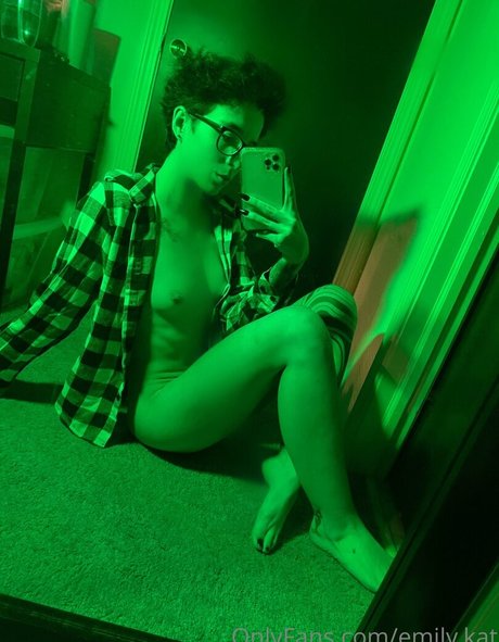 emily kat leaks onlyfans porn