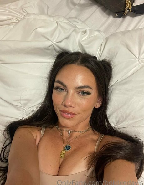 bobbiedavis onlyfans desnuda