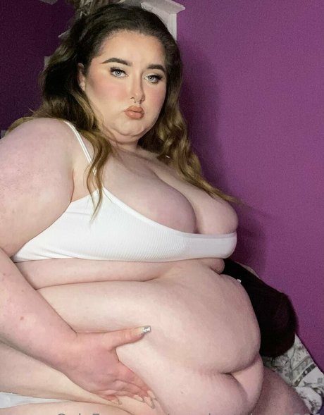 growing piggy1305 Profile pic