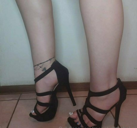 moonlightbabeluv nude only fans