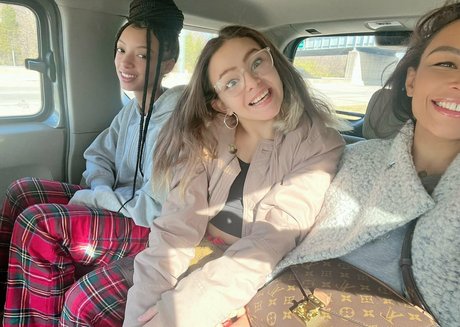 bad mmama onlyfans naked