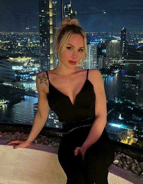 angielynxfree leak onlyfans nude