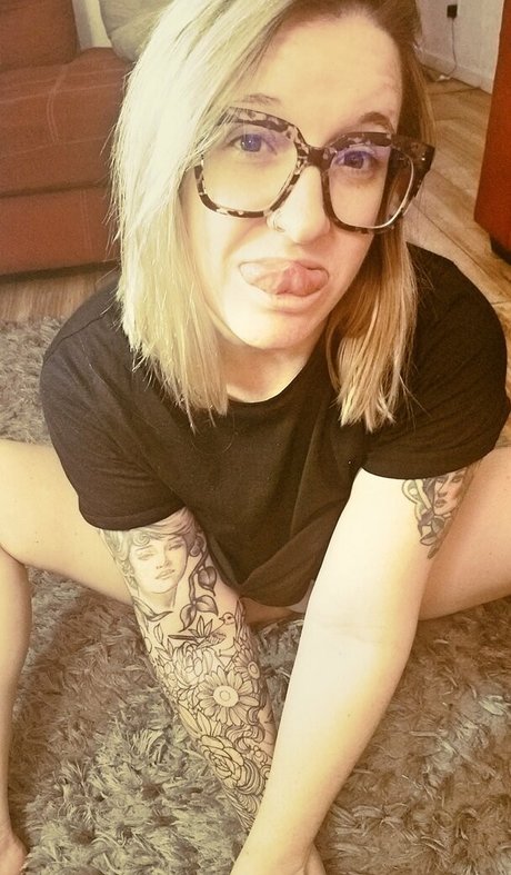 molleewaters onlyfans nide