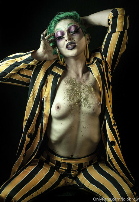 lolobrow nudes onlyfans leak