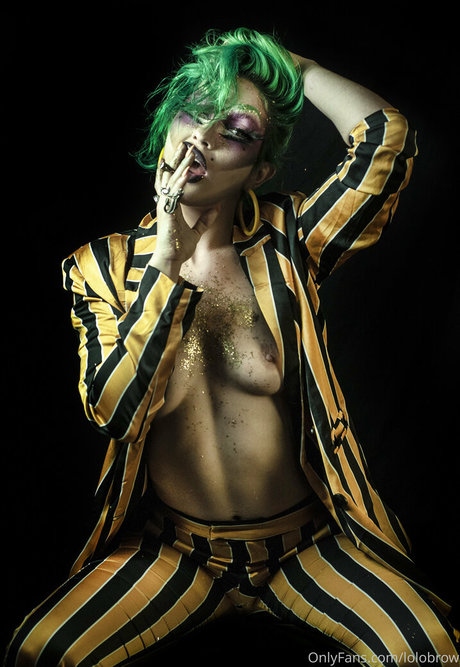 lolobrow nude onlyfans