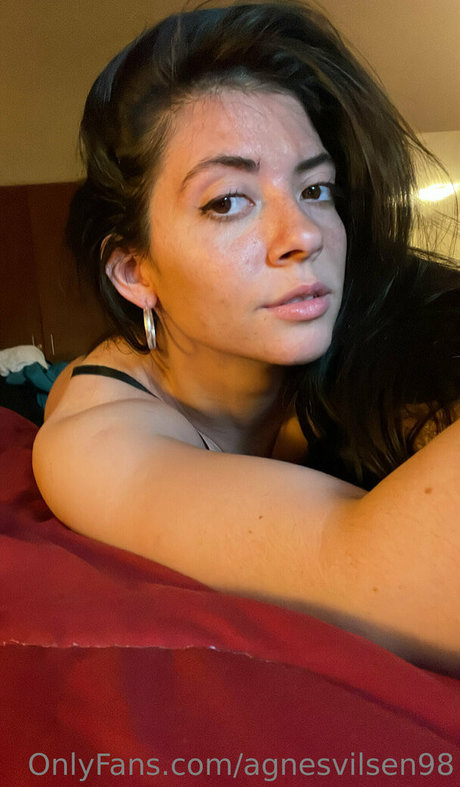 agnesvilsen98 naked onlyfans pics