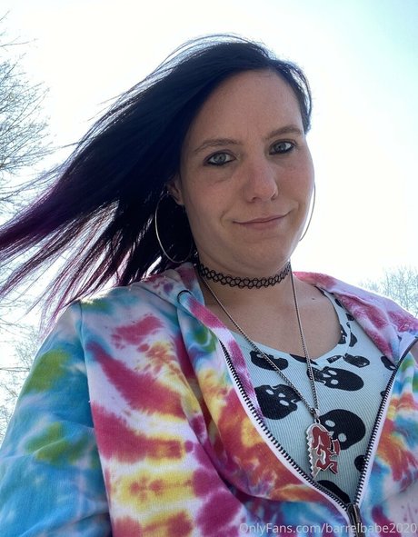 barrelbabe2020 onlyfans topless