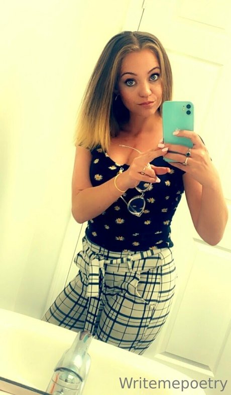 writemepoetry only fans leaks