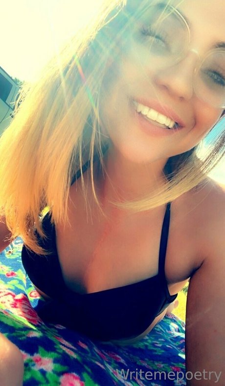 writemepoetry leaked only fans porn