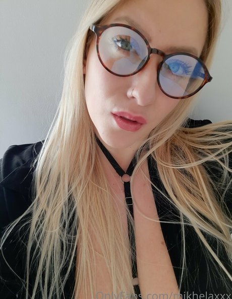 mikhelaxxx only fans.