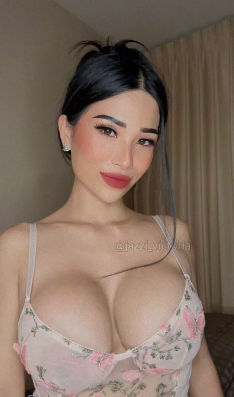 jazzifreepage naked only fans