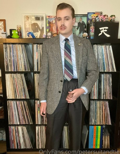 petersuitandtie only fans leaks