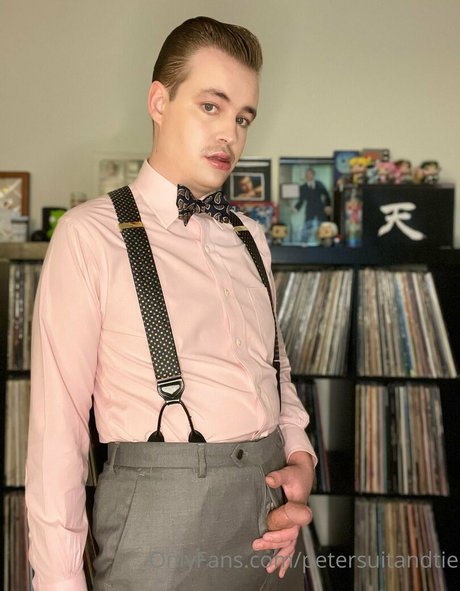 petersuitandtie ass onlyfans