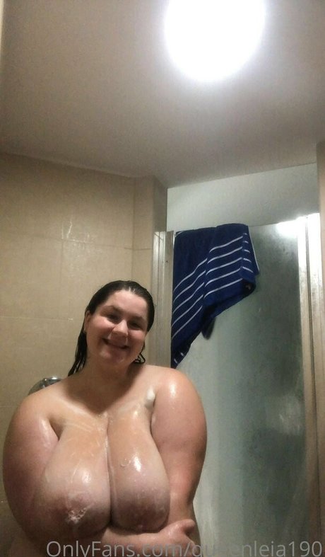queenleia190 onlyfans nude leak