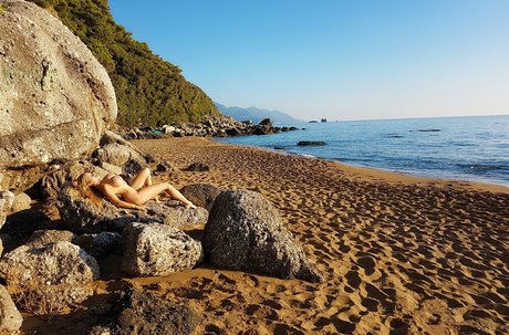 taniaamazon free onlyfans leaked porn