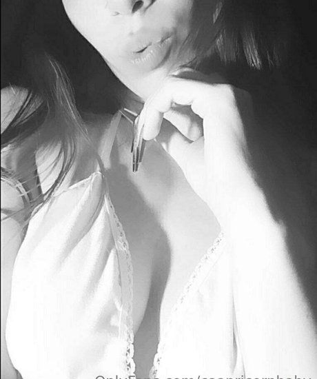 caapricornbaby naked onlyfans pics