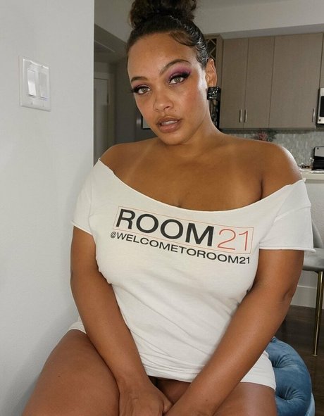 yettajobrown Profile pic