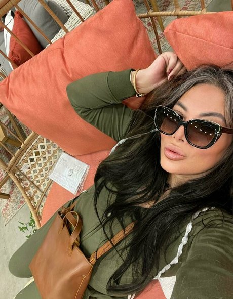 hotmesstv onlyfans leajs