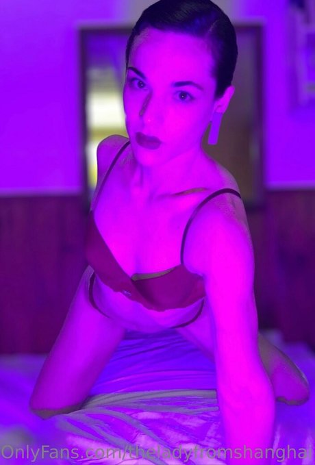 theladyfromshanghai only fans pic