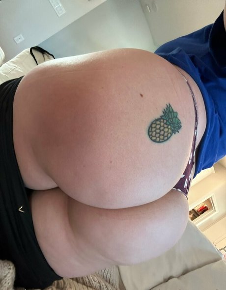 princessandthepineapple onlyfans x