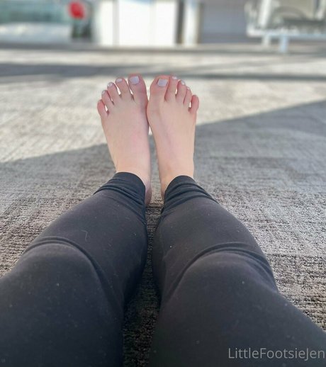 littlefootsiejen1 onlyfans leak new