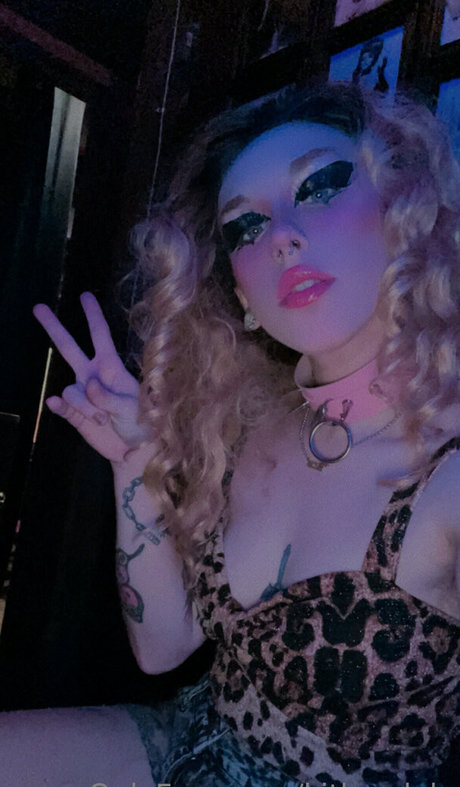 kitkendalx onlyfans nude