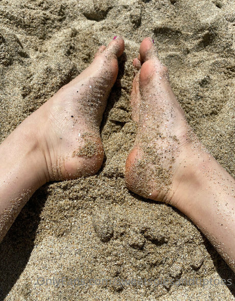 sweetsolesandtiptoes only fans leaked
