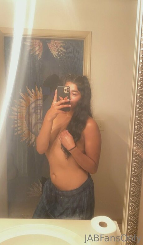 jasleneadler onlyfans leaked photos