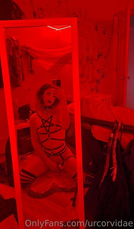 urcorvidae onlyfans striptease