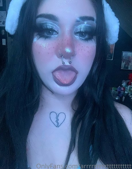 Ur E Mommy Profile pic