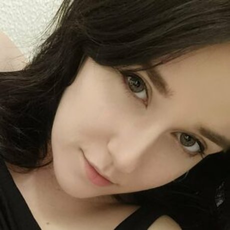 Heniasama onlyfans lesk