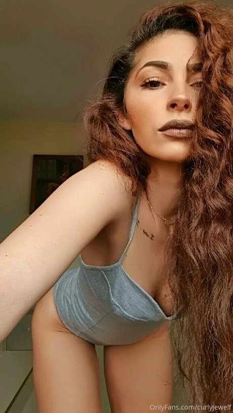 curlyjewelfree Profile pic