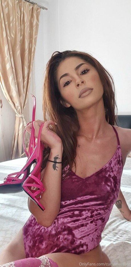curlyjewelfree onlyfans nudes porn