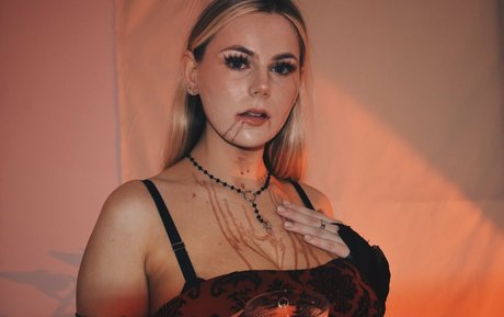 Emily V onlyfans leak xxx