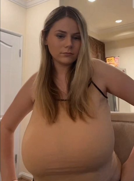 Emily V free only fans