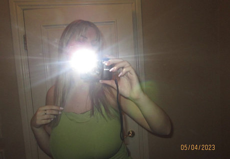 Emily V only fans photos