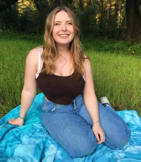 Haley E onlyfans nude content