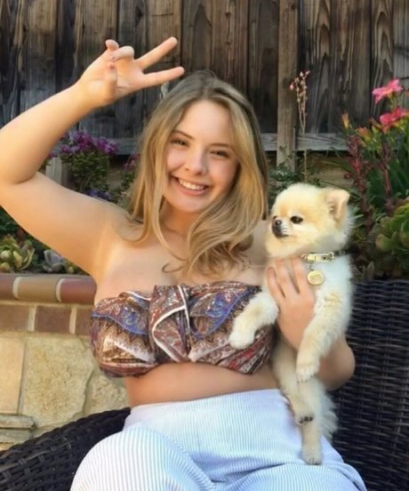 Haley E is on onlyfans