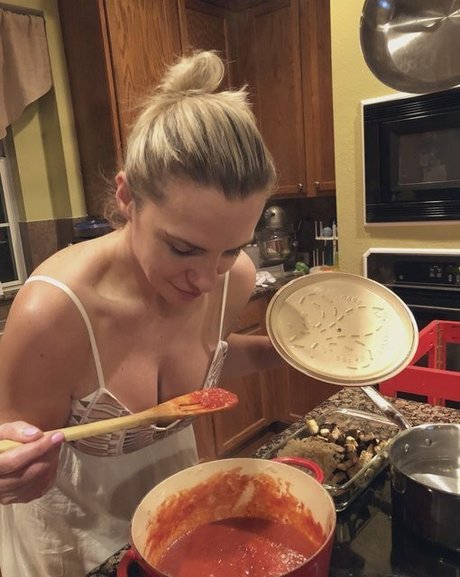 Tori Hendricz Profile pic