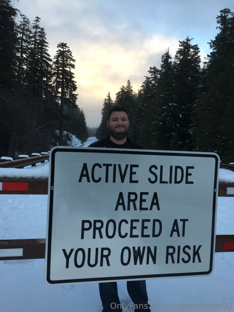 cubandbear92 onlyfans model images