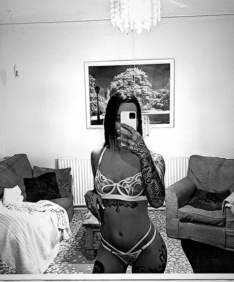 therealnaisiobhan onlyfans pics