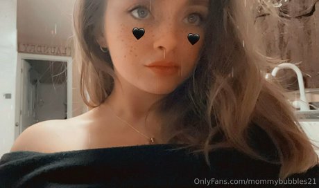 mommy bubbles 21 onlyfans nide