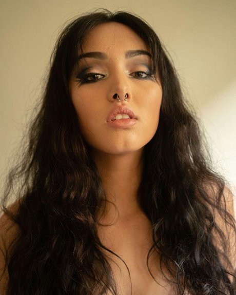 Akasha Collins onlyfans nude photos