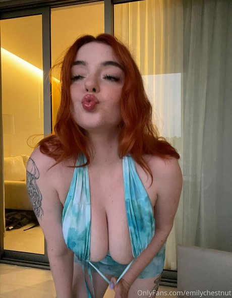 emilychestnut onlyfans nude content