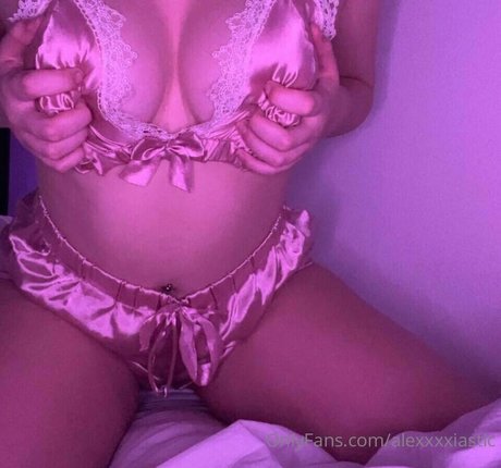 Sweetalexxiastic onlyfans sex